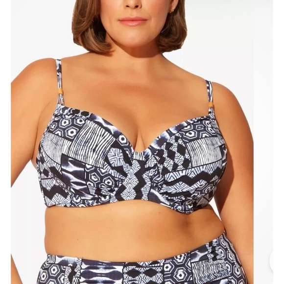 Bleu Rod Beattie Other - BLEU ROD BEATTIE | Blue and White Molded Cup Geometric Print Bikini Top Sz. 20W